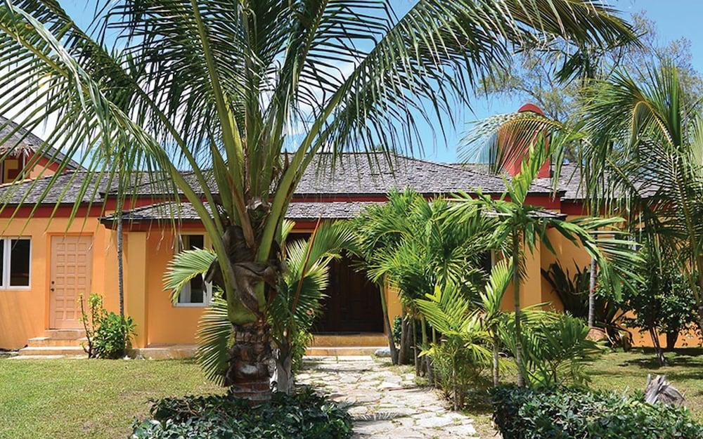 Marley Resort & Spa Нассау Екстер'єр фото